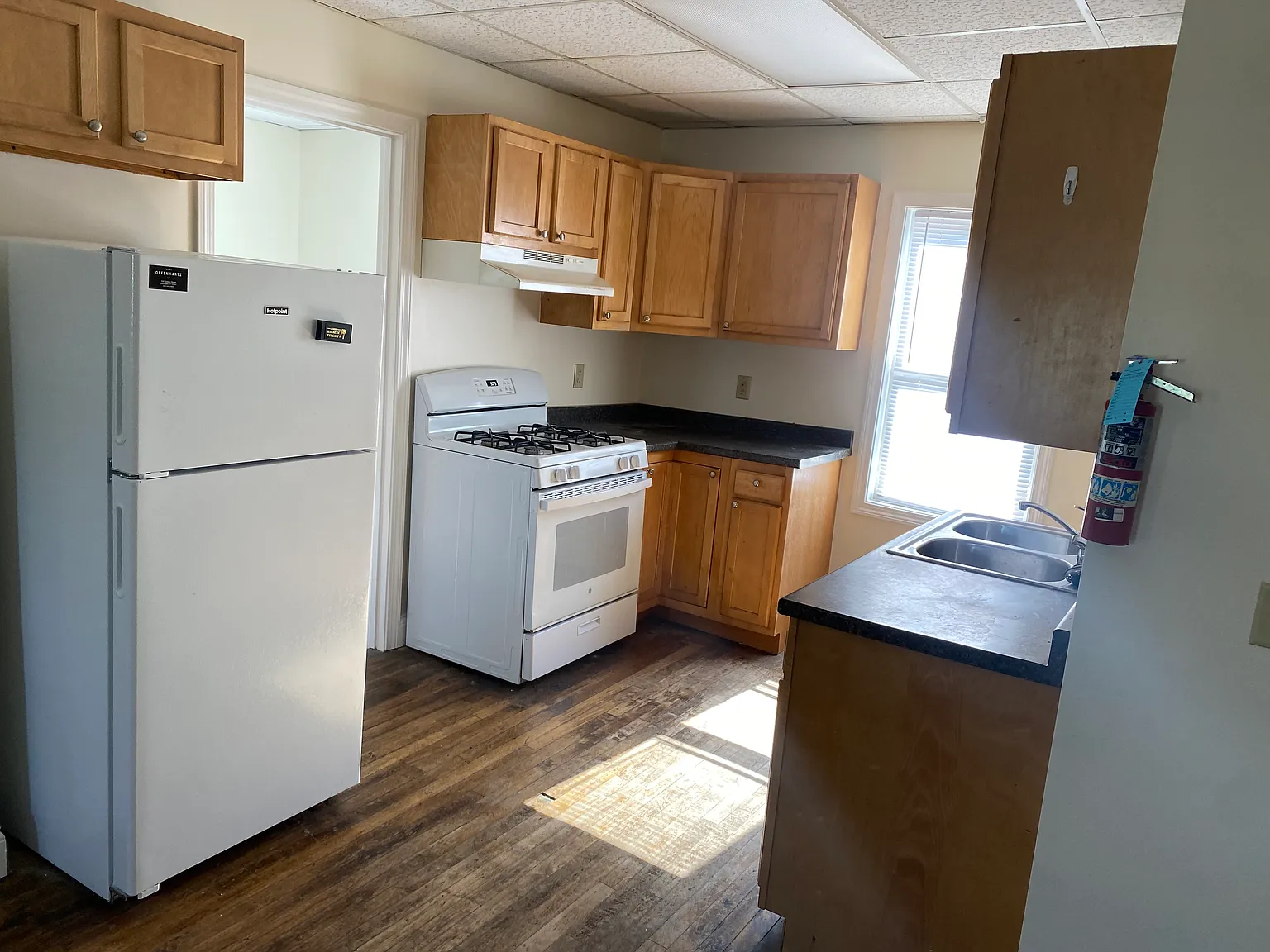 2 bed, $2,250 — Photo 4