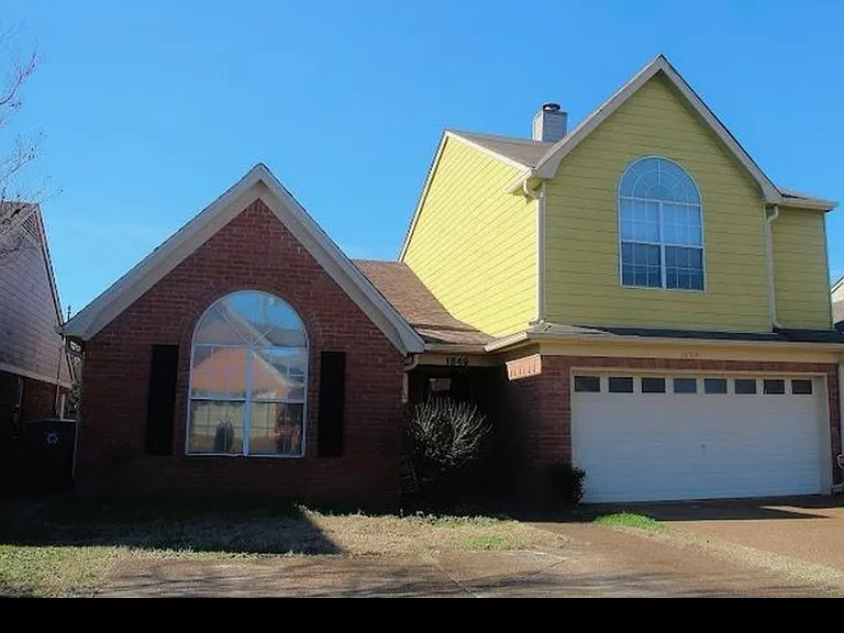 1849 Winship Dr — Photo 13