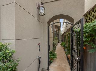 2026 Elmen St, Houston, TX 77019