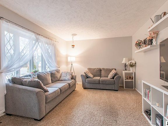 4th image of 3398 Dresden Dr