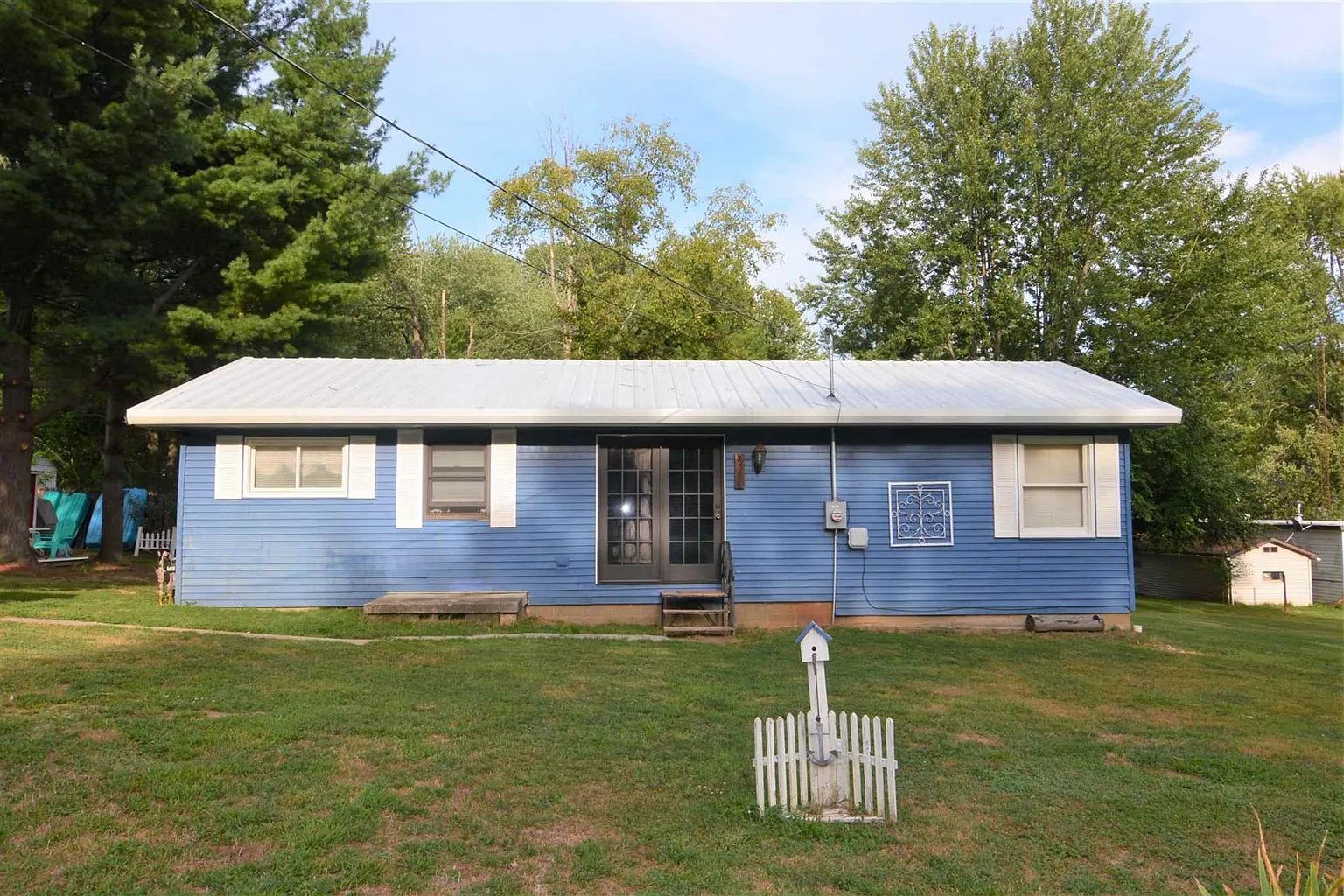 8586 S Valentine Rd photo 1