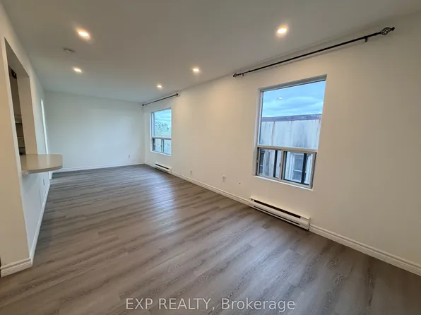 102 Greensides Ave, Toronto, ON