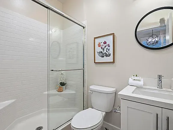 1566 Vista Del Mar Way #3 — Photo 16