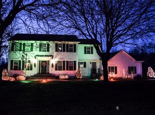 48 Fairway Dr, Auburn, NY 13021