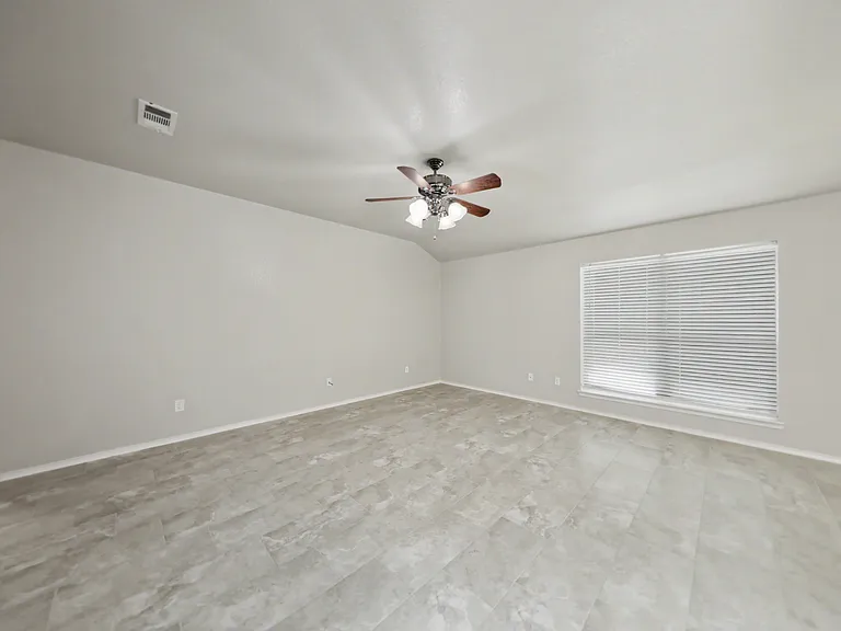 2103 Jefferson Ct S — Photo 11