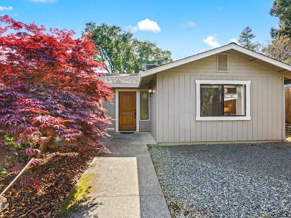 330 Timberline Ln, Auburn, CA 95603