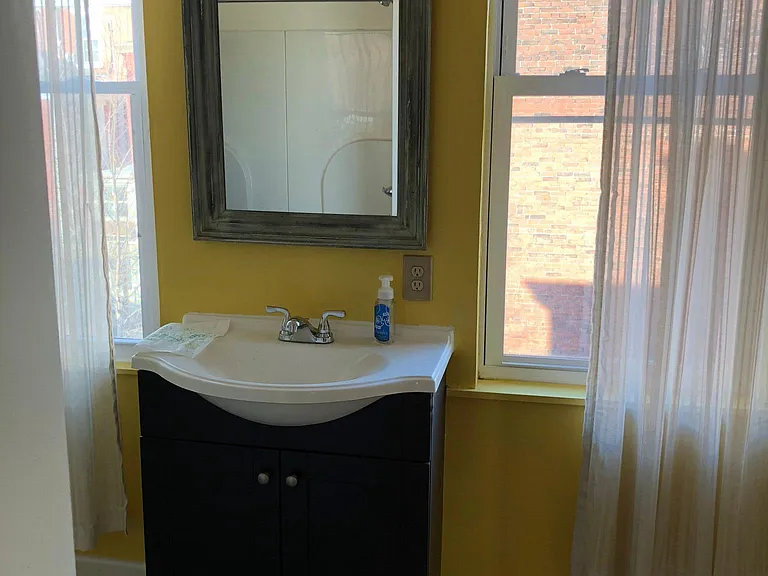 185 Home St #1/2 — Photo 13