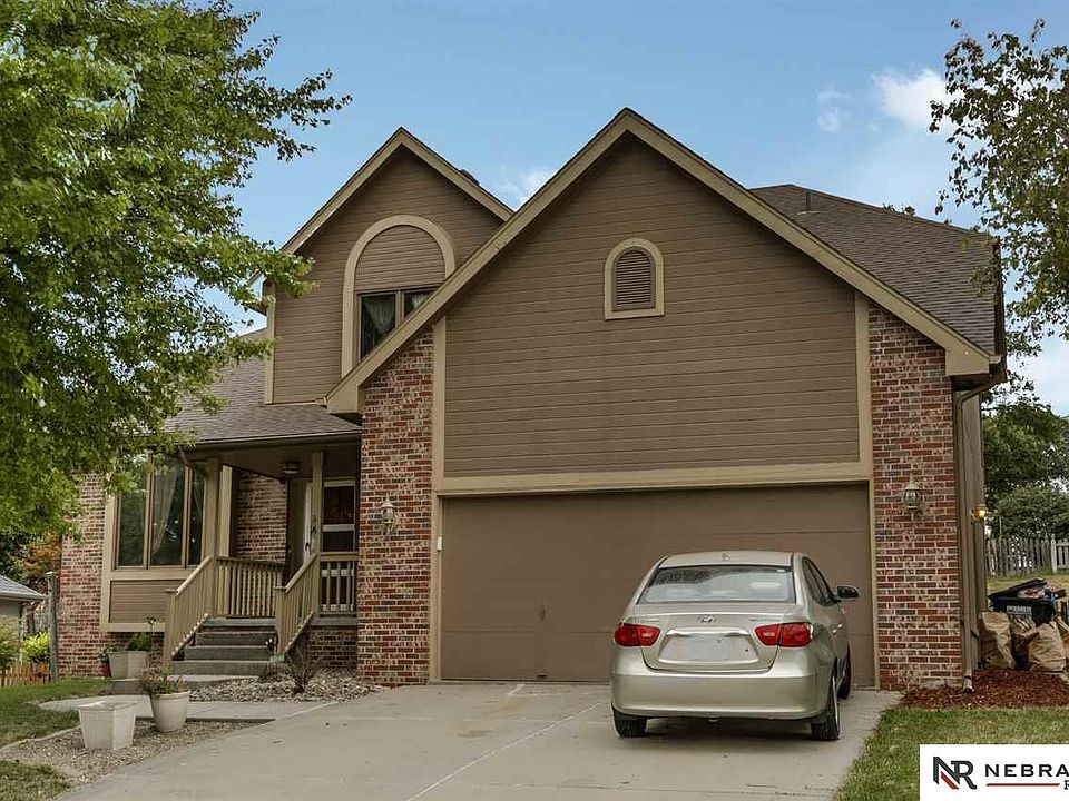 1st image of 920 Hogan Dr