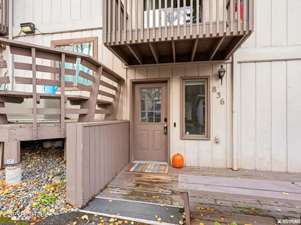 836 E 78th Ave #5, Anchorage, AK 99518