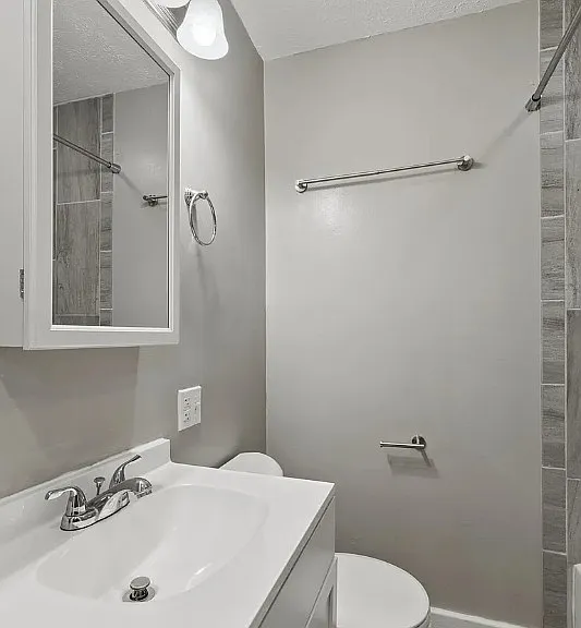 734 Parkway Ave — Photo 7