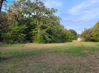 906 Luzon St, Tool, TX 75143