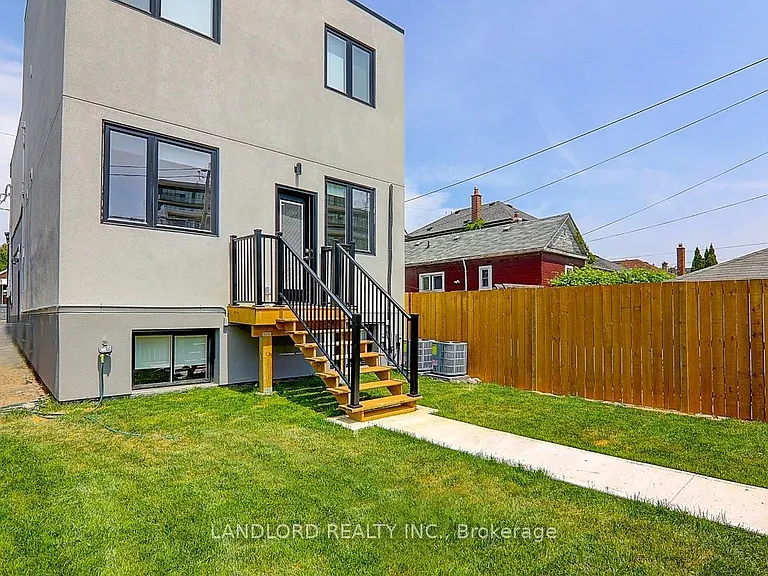 115 Livingstone Ave #UPPER — Photo 9