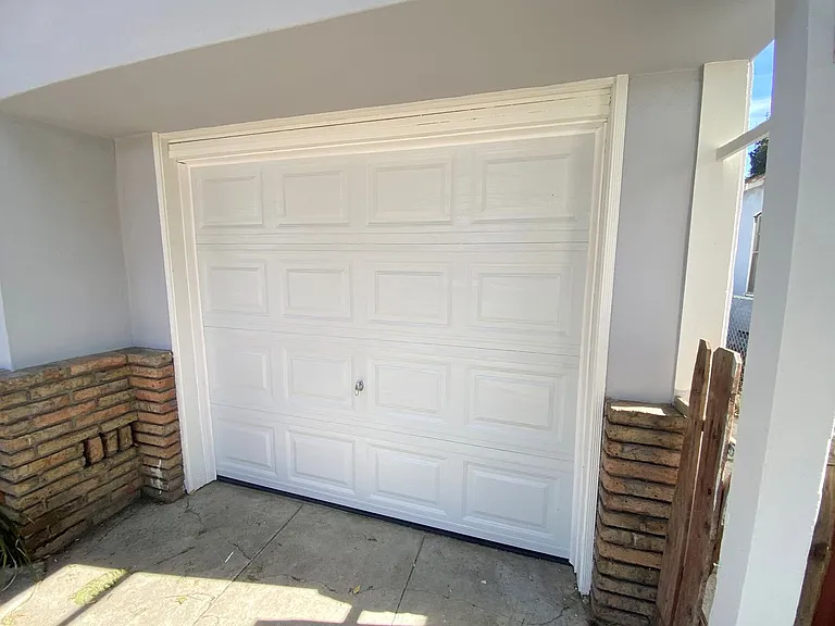 2717 N Crescent Ave — Photo 2