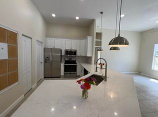 969 Meadow Ave, Wellington, FL 33414