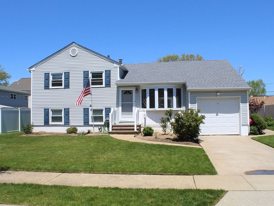 1st image of 3543 Ladonia St