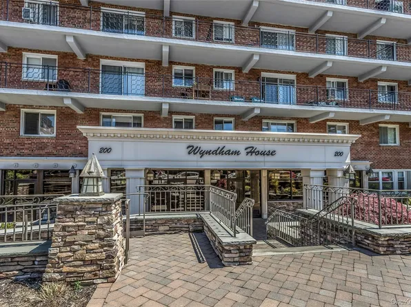 200 Atlantic Avenue #223, Lynbrook, NY 11563