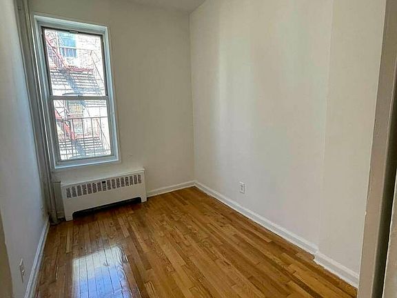 4th image of 107 W 138th St APT 4C