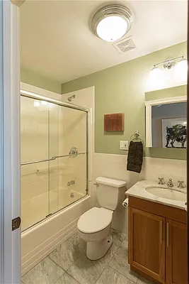 Rented by Avenue Sotheby's International Realty | media 11