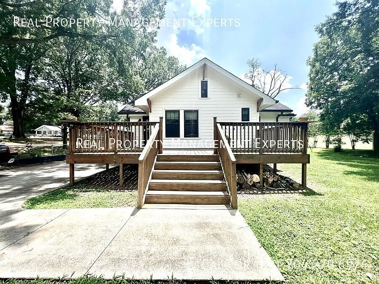 2710 Kendrick Ave — Photo 16