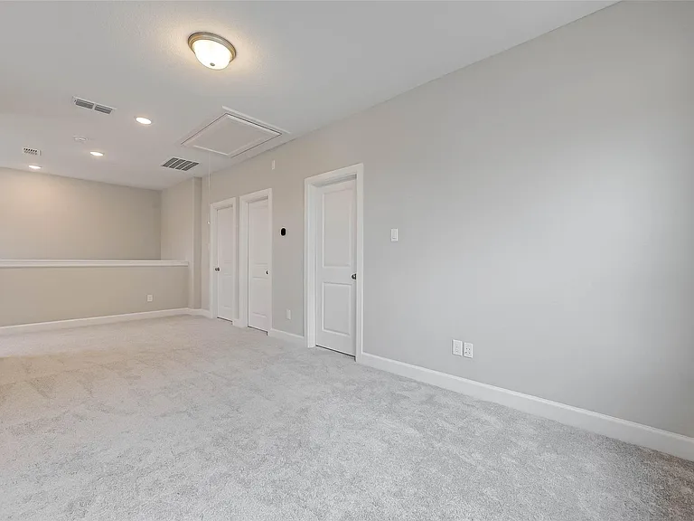 10707 Deer Path Dr — Photo 32