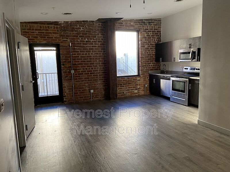 1st image of 106 S Foushee St #303
