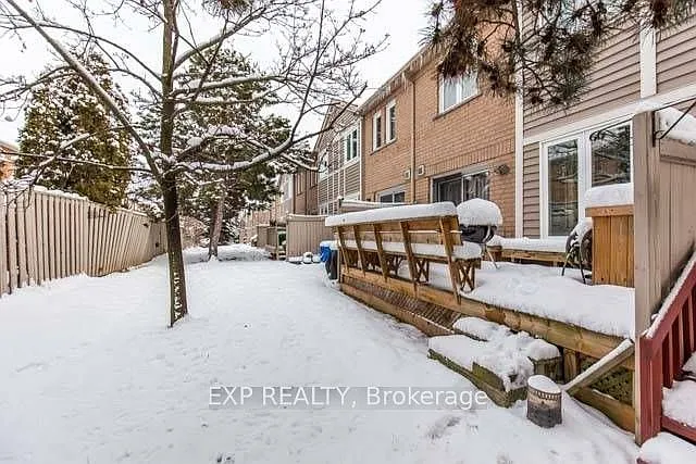 833 Scollard Ct #81 — Photo 28