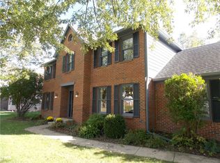 8537 Promontory Rd, Indianapolis, IN