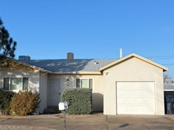 2913 Alvarado Dr NE