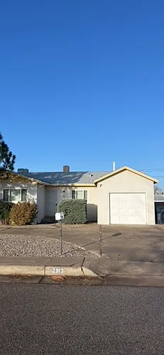 2913 Alvarado Dr NE Photo 1