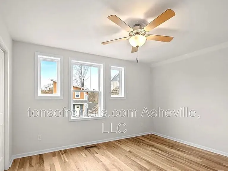 7 Berry Crest Ln — Photo 18