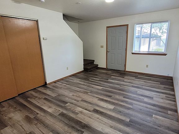 3rd image of 1830 W Crouse St APT 3