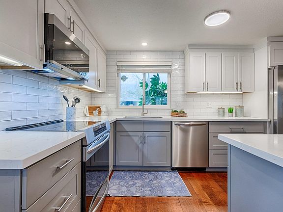 4th image of 135 Mountain Vista Circle