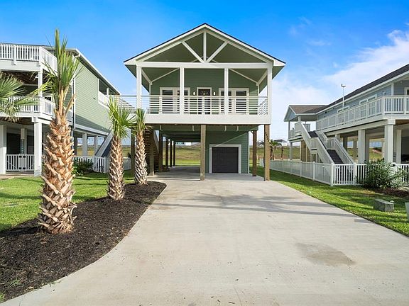 3rd image of 25241 Sausalito Dr