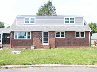 16 Demarest Ct #1, Dumont, NJ 07628