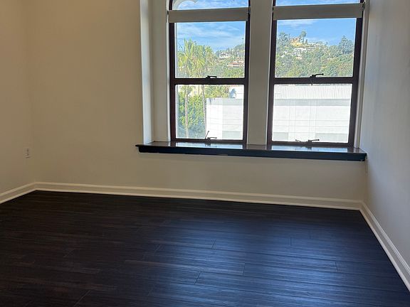 4th image of 7046 Hollywood Blvd APT 301