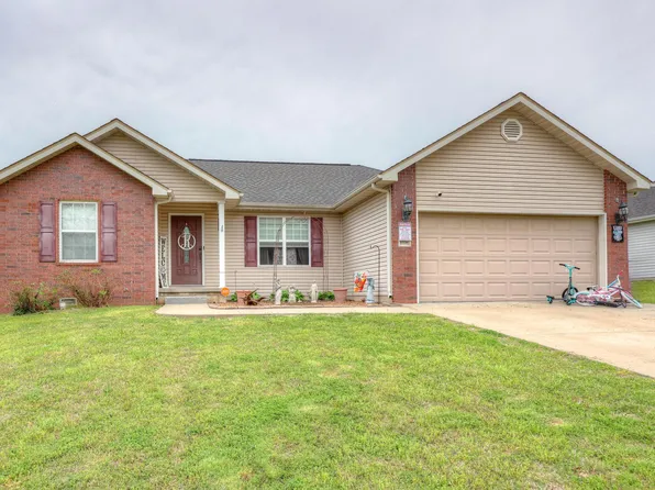 1320 Hannah Lane, Carthage, MO 64836