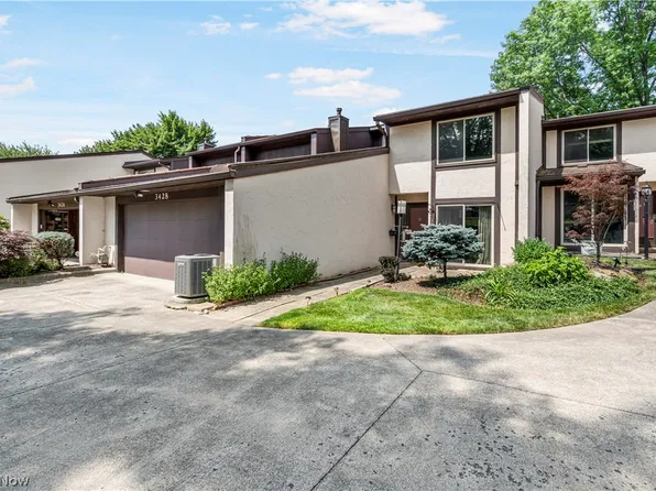 3428 S Smith Rd, Akron, OH 44333