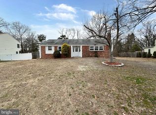 220 Myrtle Ave, Lindenwold, NJ 08021