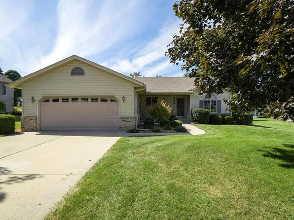 1678 Wood Ridge LANE, Burlington, WI 53105