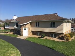 150 Chapel View Dr, Greensburg, PA 15601