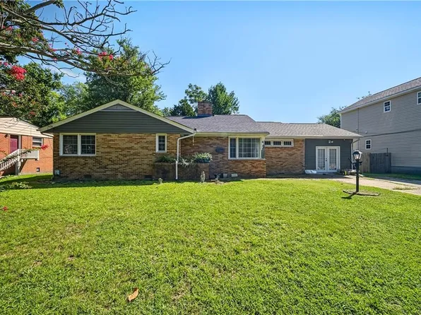 618 Smith St, Hampton, VA 23661