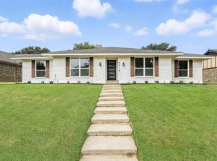6916 Winchester Pl, Fort Worth, TX 76133