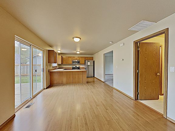 5th image of 15625 54th Street Ct E