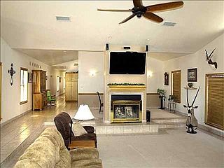 4th image of 5142 W College Blvd