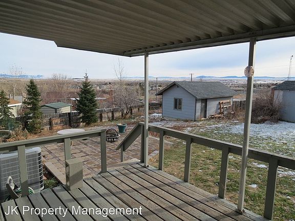 4th image of 1622 3rd West Hill Dr