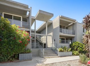 8638 Cashio St, Los Angeles, CA 90035