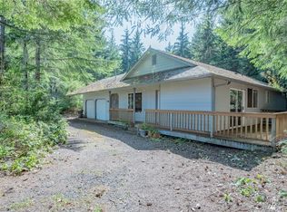 970 N Colony Surf Dr, Lilliwaup, WA 98555