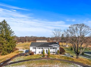 1090 Russell Ave, Suffield, CT 06078