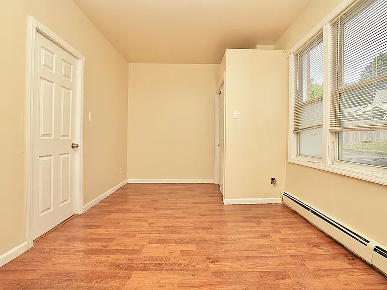 79 Chestnut St #1 — Photo 8