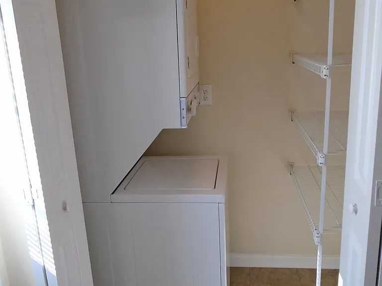 Crosswinds Condominums — Photo 20